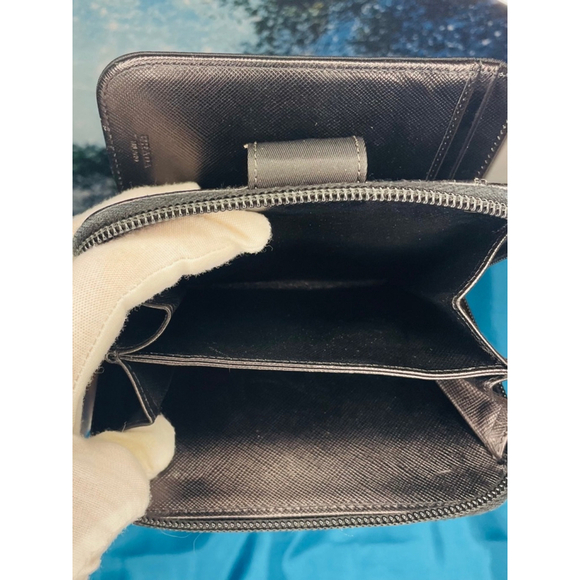 Women's Prada Black Wallet Leather and Nylon VGUC - Picture 8 of 15